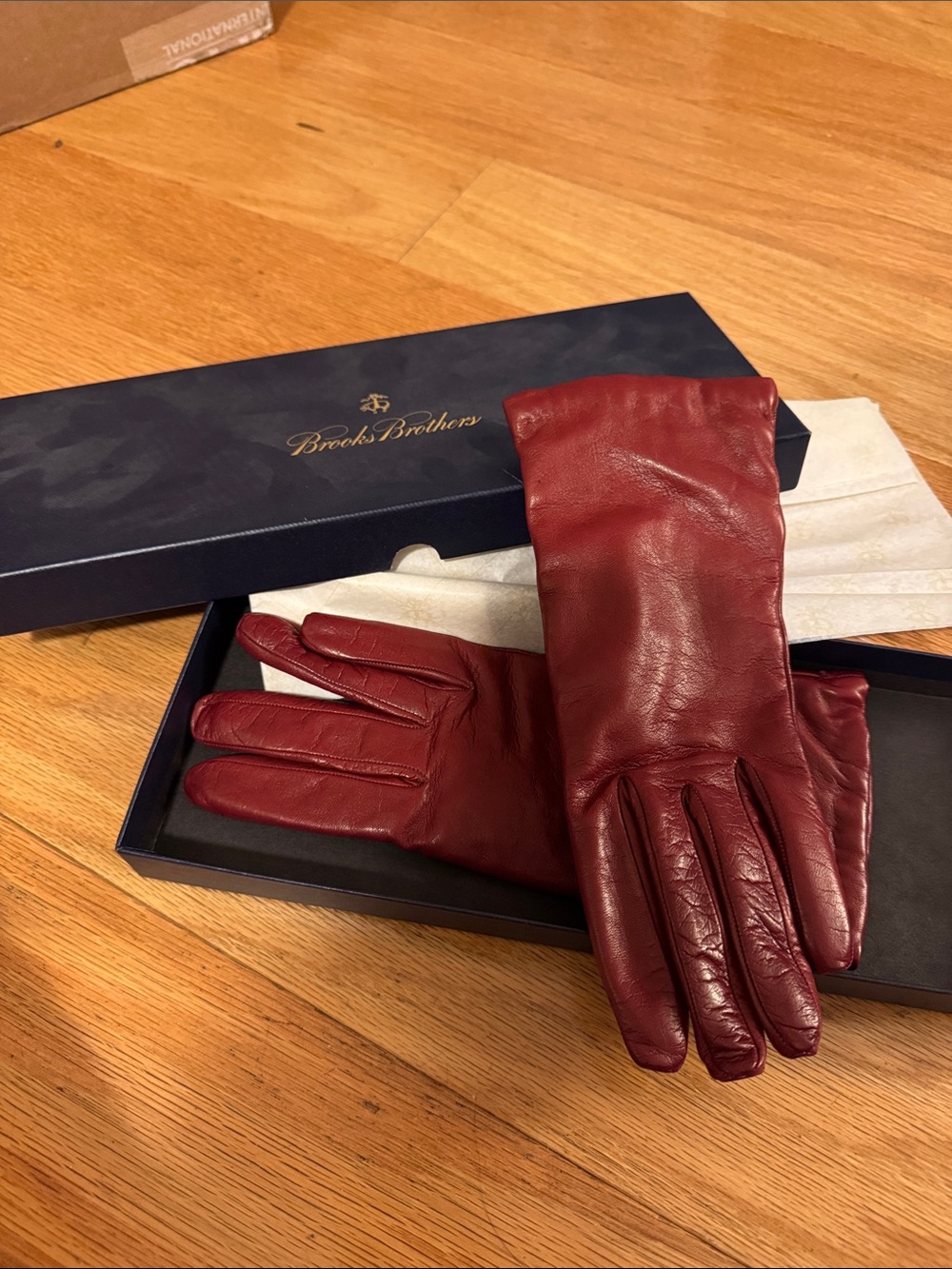 Brooks Brothers Women’s Burgundy Leather Gloves